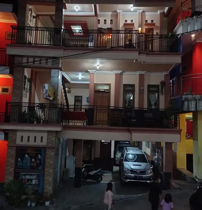 Villa Neza Sarangan-1
